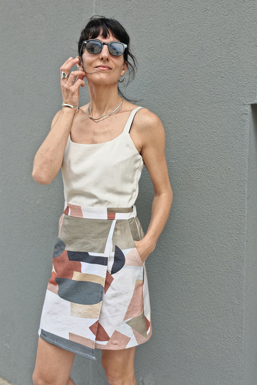 Picture of "free" mini dress off white- geometric