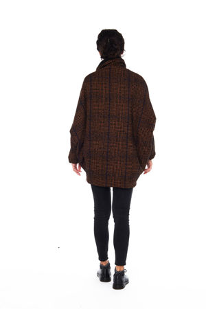 Picture of double faced cape coat in black/checkered