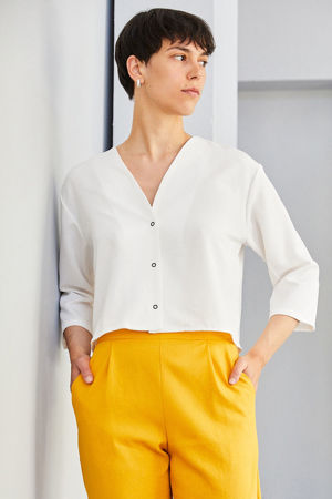 Picture of minimal collar shirt jacket in white