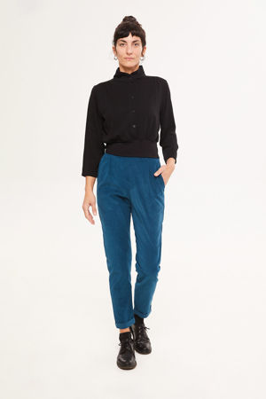 Picture of high waist carrot pants in blue teal