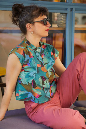 Picture of mao  crop shirt floral