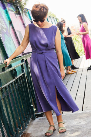 Picture of Minimal wrap midi dress in purple