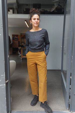 Picture of high waist  tapered pants in honey