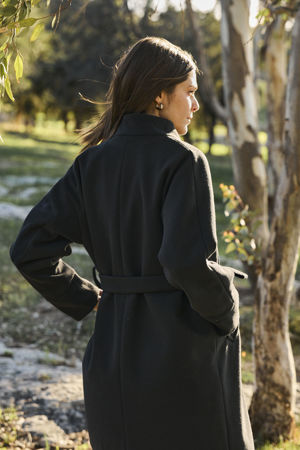 Picture of the "semi kimono" coat in black