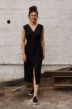 Picture of Vneck pleated dress in black