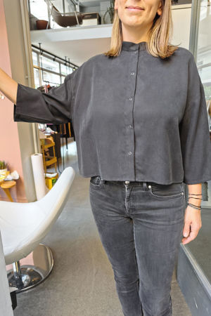 Picture of oversized mao shirt in black