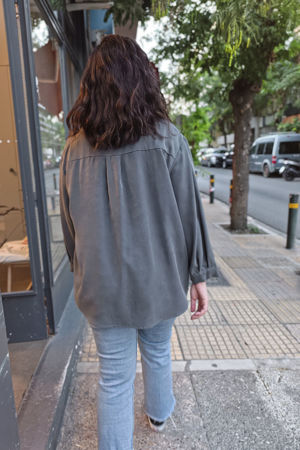 Picture of relaxed fit long shirt in grey