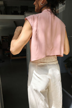 Picture of curves shirt dusty pink