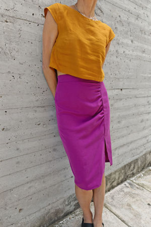 Picture of gathered pencil skirt  magenta