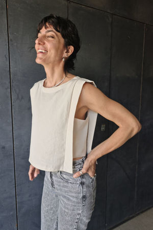 Picture of square top in off white