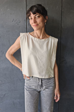 Picture of square top in off white